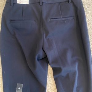 Express Dress Pant - PUBLICIST
FULLER THROUGH HIP & THIGH IN NAVY BLUE